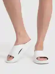 Белый сланцы женские, на высокой подошве