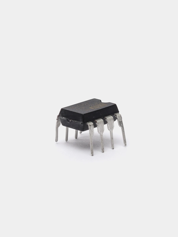 Микросхема OPA2134PA DIP-8