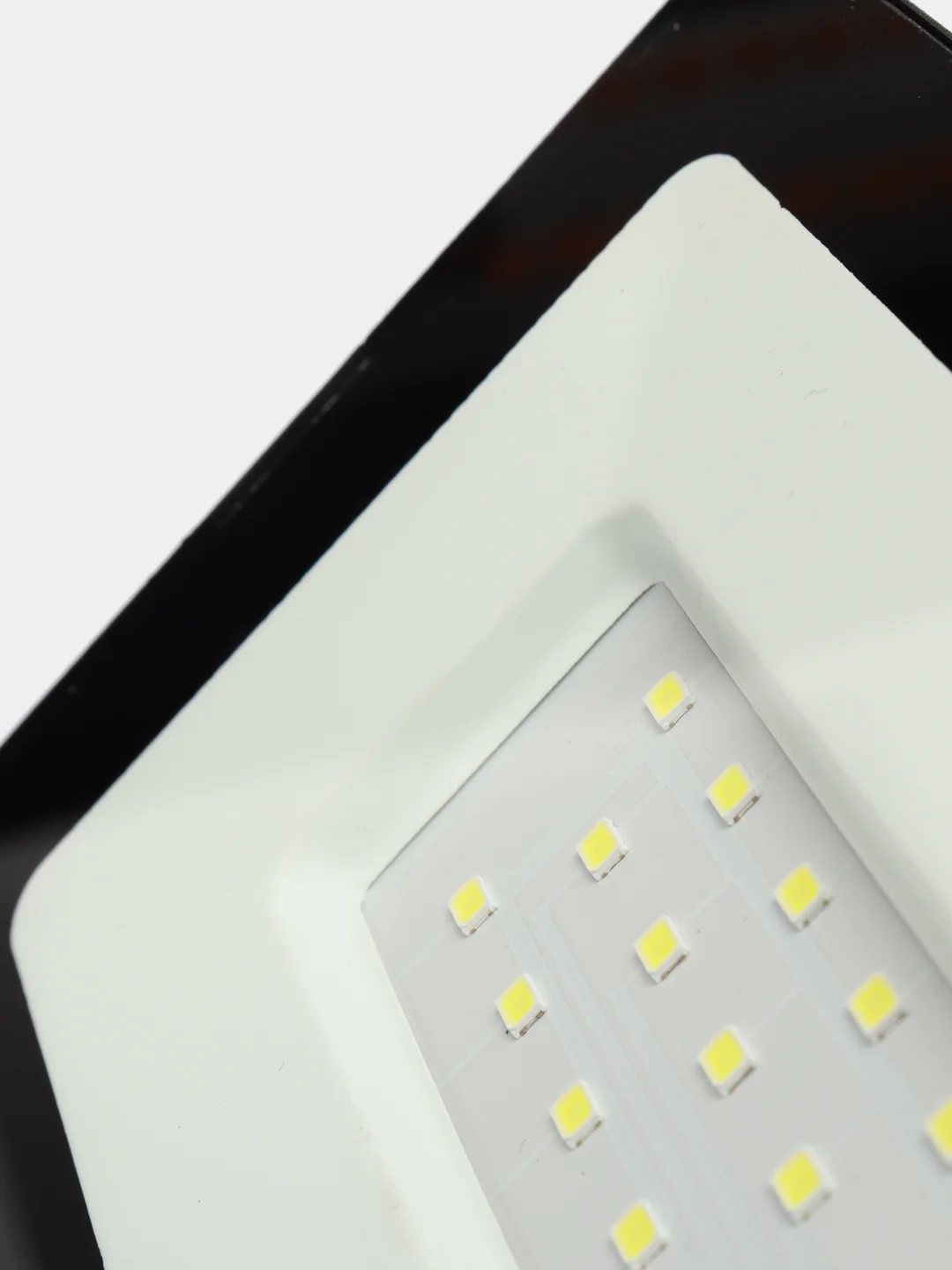 Прожектор LED SMD Ultraflash 30Вт 220 6500K
