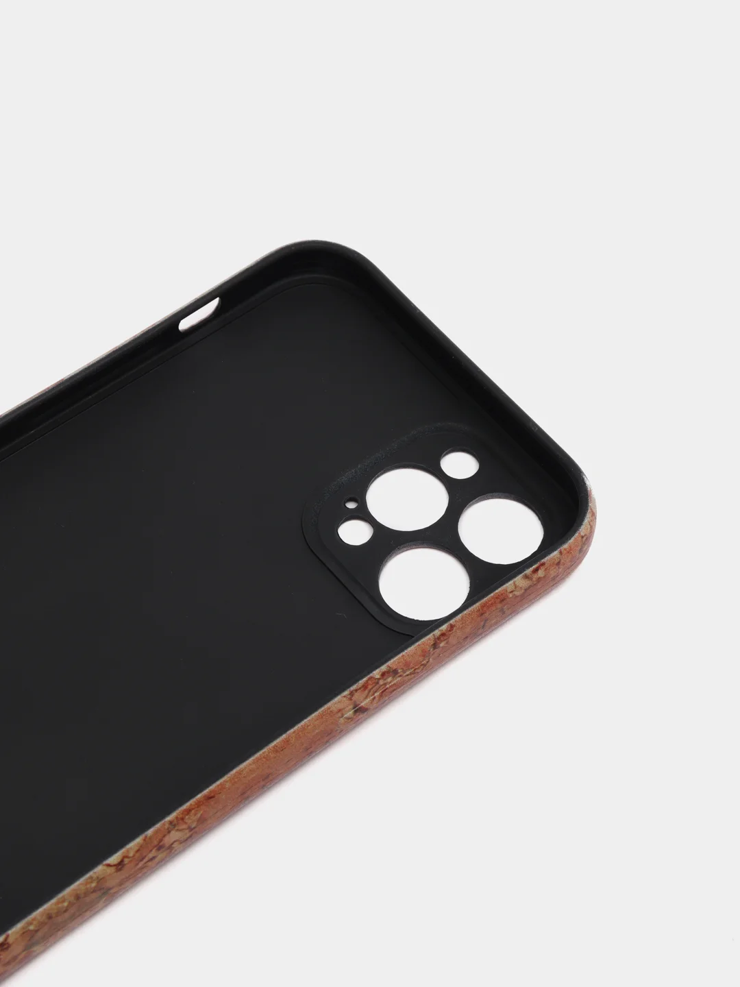 Коричневый чехол силиконовый для iPhone 11 / 12 / 12 Pro / 12 Pro Max / 13 / 13 Pro / 13 Pro Max