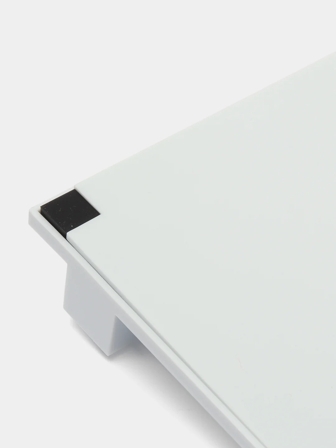 Белый вертикальный стенд-подставка для Xbox One S