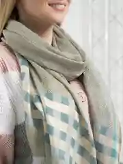 Оливковый шарф женский, с люрексом