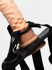 Страпон с трусиками