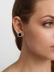 Черный сережки женские. Серьги - гвоздики модные 7 видов