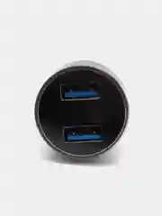 Черный автомобильное зарядное устройство 2 USB 3.1 А в прикуриватель