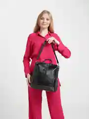 Черный женский рюкзак базовый