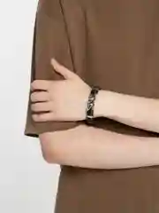 Кожаный браслет со стальными элементами
