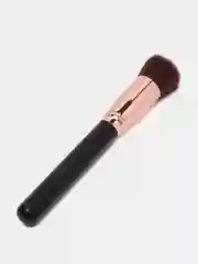 Кисть для макияжа