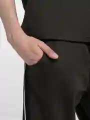 Зелёный хаки костюм мужской с шортами