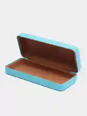 Белый футляр для очков