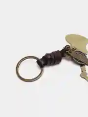 Зеленый брелок для ключей декоративный "Гитара", "Поезд", "Слон", "Мотоцикл"