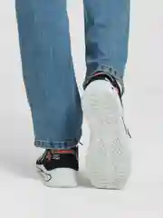 Черный кроссовки мужские
