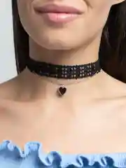 Алый чокеры с подвеской