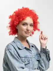Красный парик клоуна цветной, кудрявый