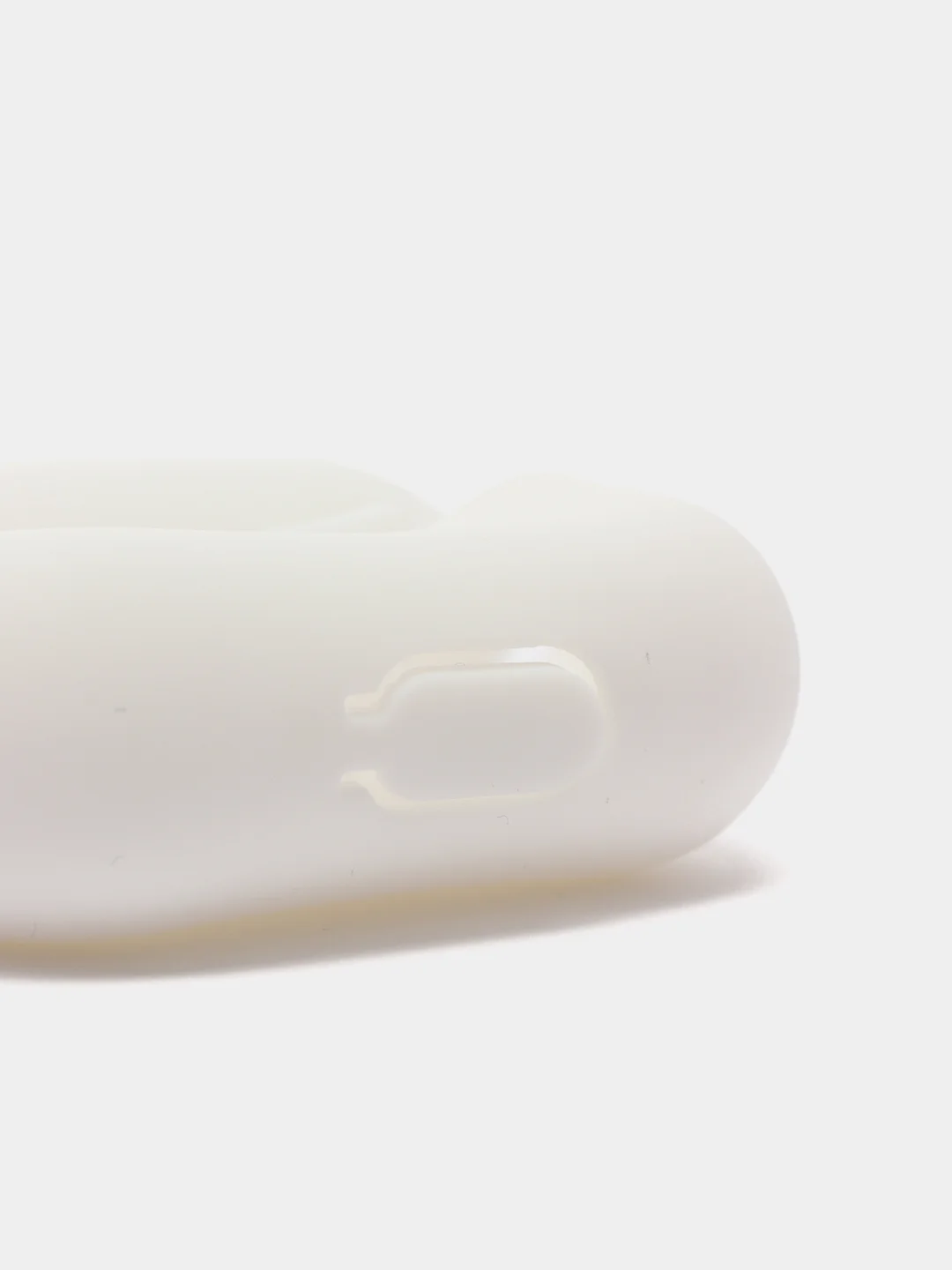 Белый силиконовый чехол для Airpods Pro, с карабином