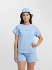 Костюм спортивный женский, с шортами и панамкой