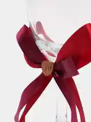 Свадебные бокалы в бордовом цвете