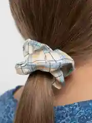 Зеленый резинка для волос