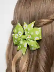 Зеленый заколки клик-клак, 2 штуки