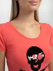 Белый футболка женская