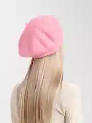 Розовый берет