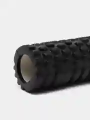 Черный ролик массажный