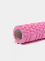 Розовый ролик массажный