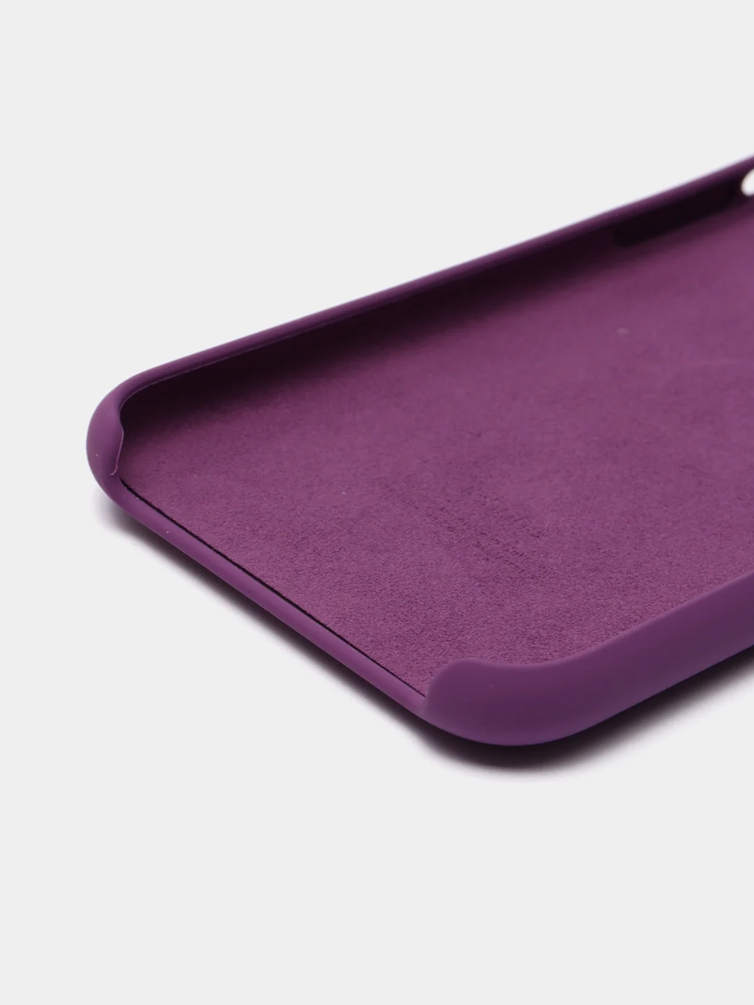 Фиолетовый чехол Silicone Case для iPhone 11