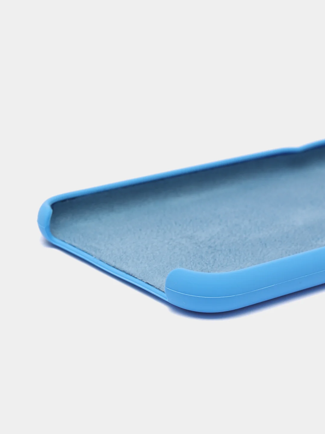 Светло-синий чехол Silicone Case для iPhone 11