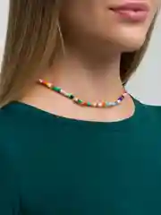 Алый чокер из бисера