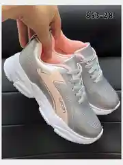 Розовый спортивные женские кроссовки для бега