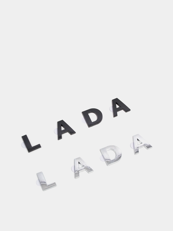 Эмблема LADA на багажник