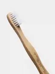 Детская зубная щетка HUMBLE BRUSH KIDS из бамбука, белая, ультрамягкая щетина