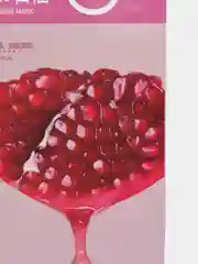 Бордовый тканевая маска для лица с природными компонентами