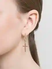 Золотой серьги-крест