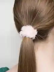 Конфетный резинки меховые для волос. Резинки из меха для волос