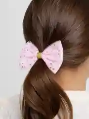 Конфетный бантики для девочек на каждый день