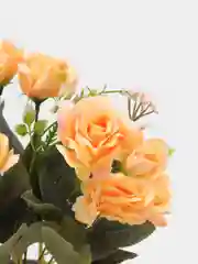 Манго искусственные цветы розы, букет розочек