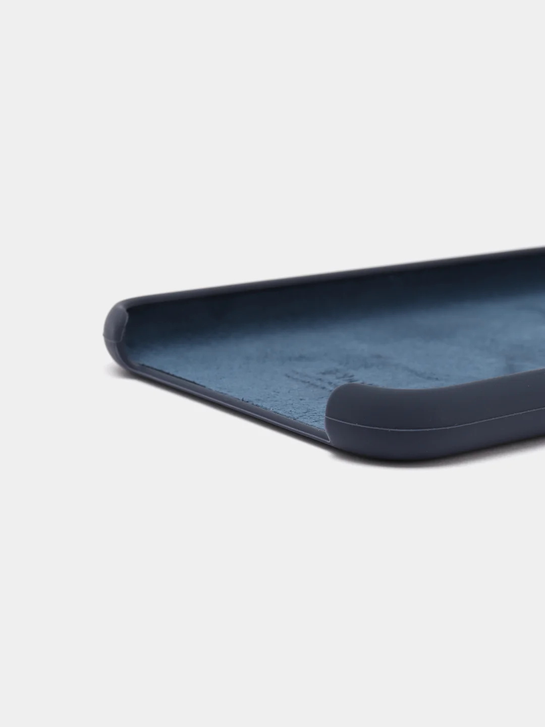 Темно-синий чехол для iPhone 11/ 12/ 13/ 14/ XR/ 8/ 7/ SE/ X/ XS/ Pro/ Max/ Plus, силиконовый