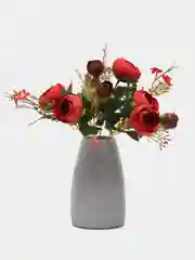 Красный искусственные цветы: камелии, пионы, букет