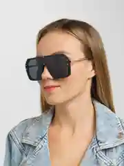 Черный солнцезащитные женские очки в квадратной массивной форме