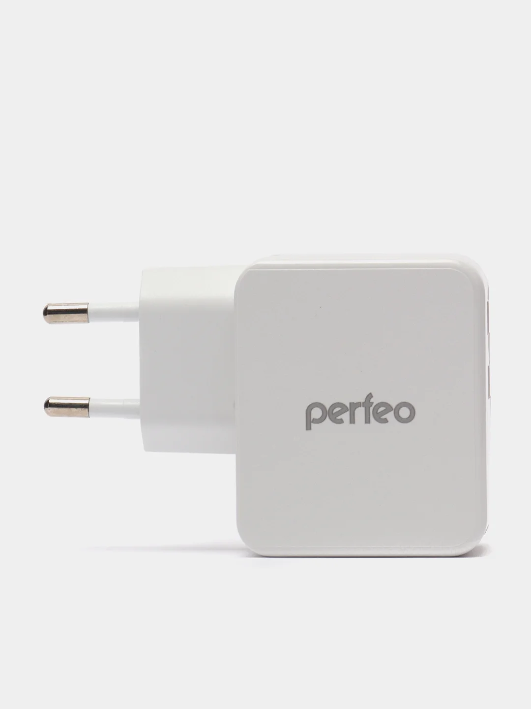 Сетевое зарядное устройство Perfeo с разъемом 2 x USB, 3.4А, белый, Cube 2, PFA4132