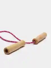Розовый скакалка с деревянными ручками