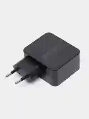 Черный сетевое зарядное устройство с разъемом 3xUSB Perfeo