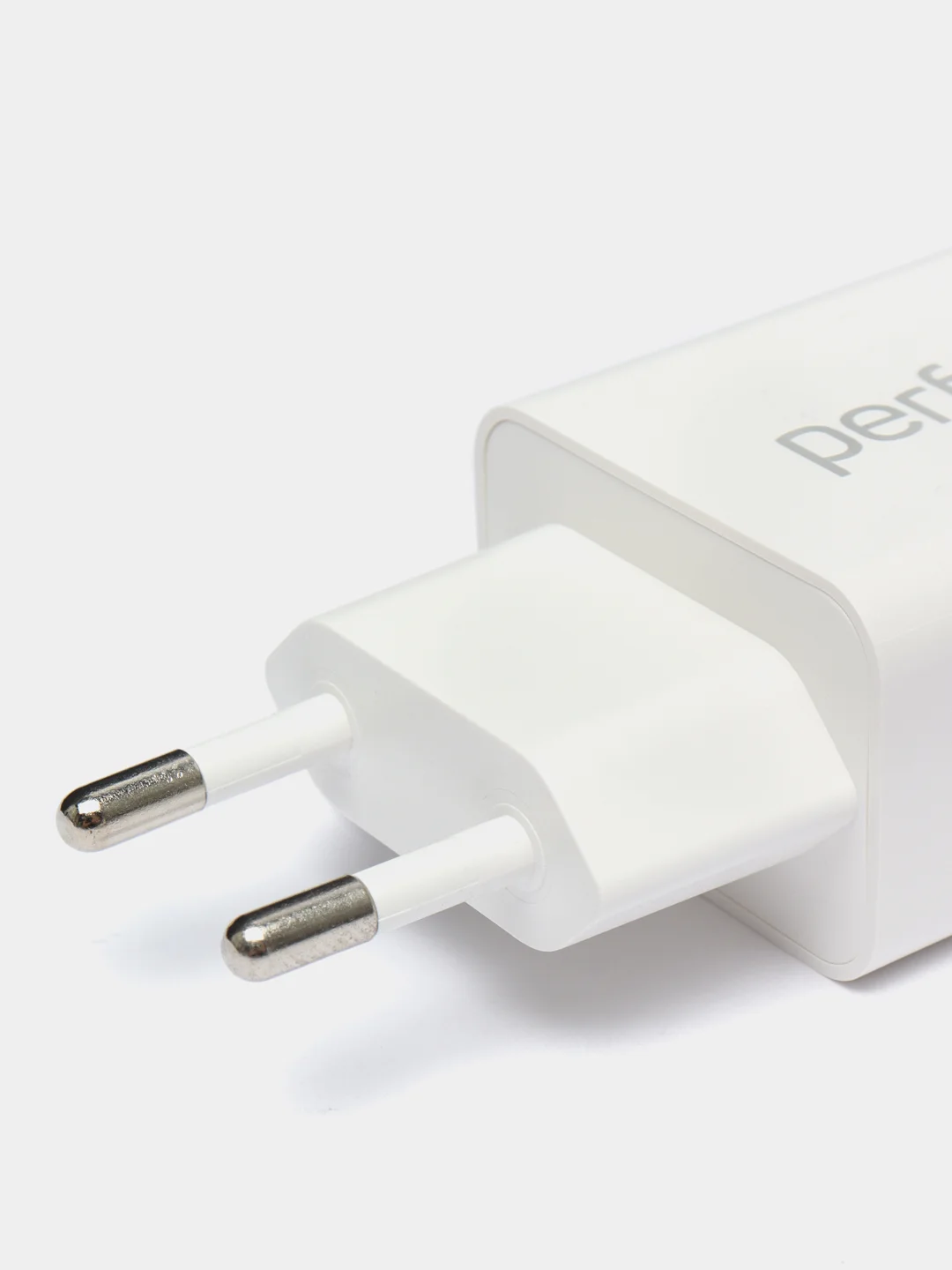 Сетевое зарядное устройство с разъемом USB Perfeo, I4619