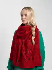 Красный шарф-палантин