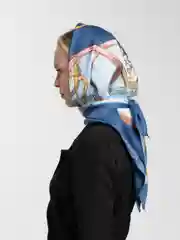 Голубой платок женский