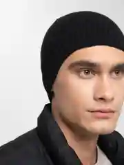 Шапка мужская, вязаная