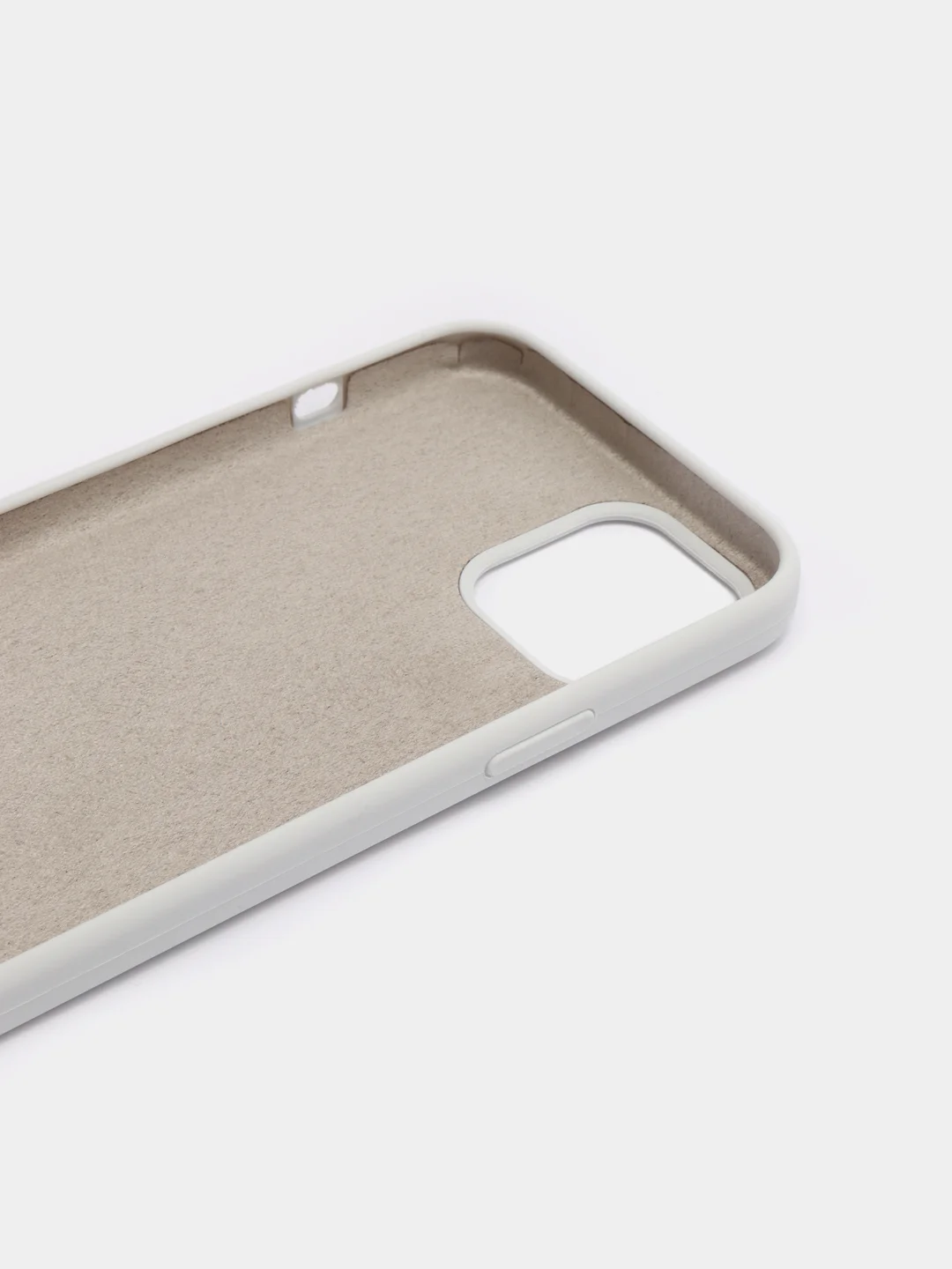 Белый чехол силиконовый для iPhone