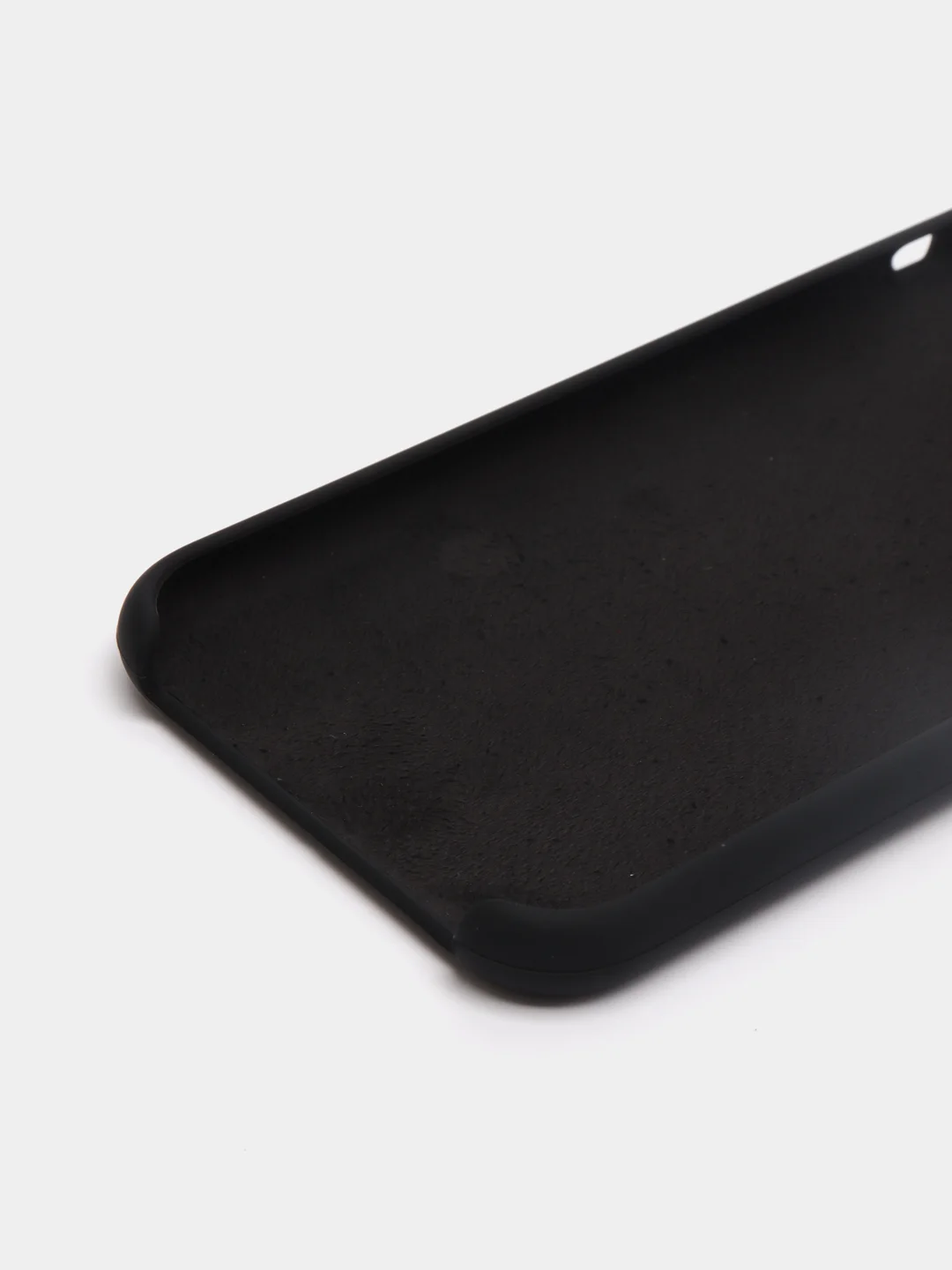 Черный чехол силиконовый для iPhone